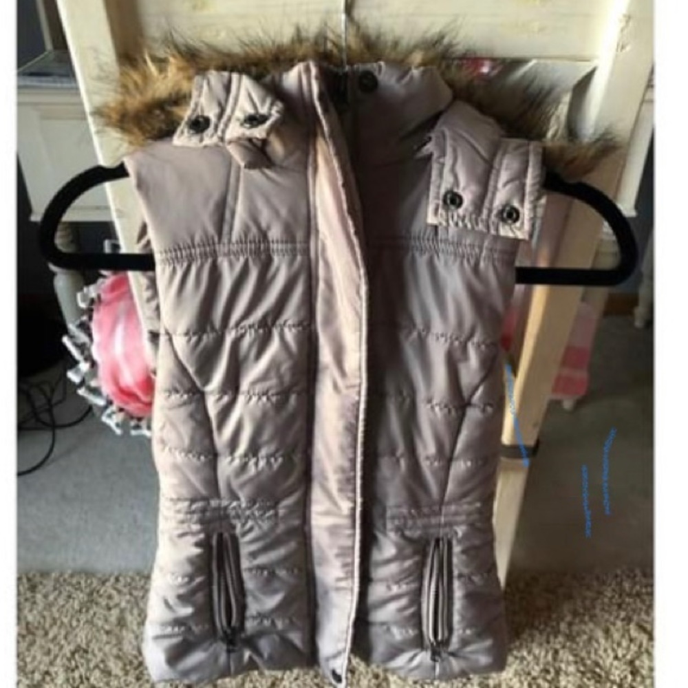 Tan vest